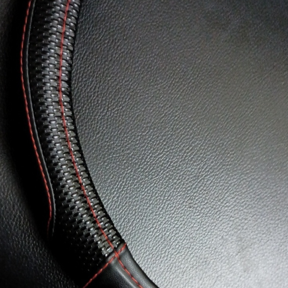 Red and Black Car Accessory Set - Picture 3 of 16